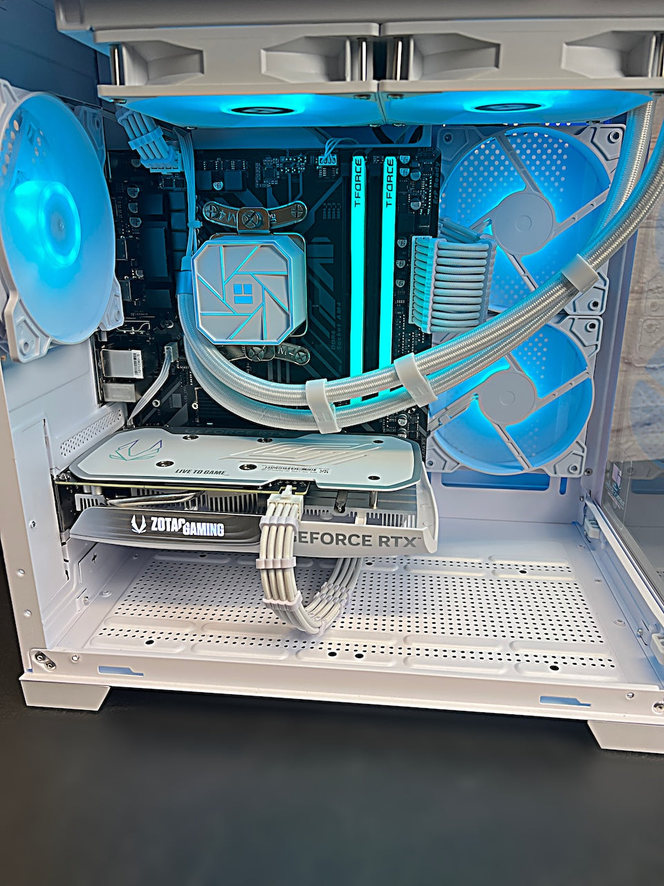 Liquid Cooled RTX 4060 Ryzen 5 5500 16GB RAM 1TB M.2 Gaming PC