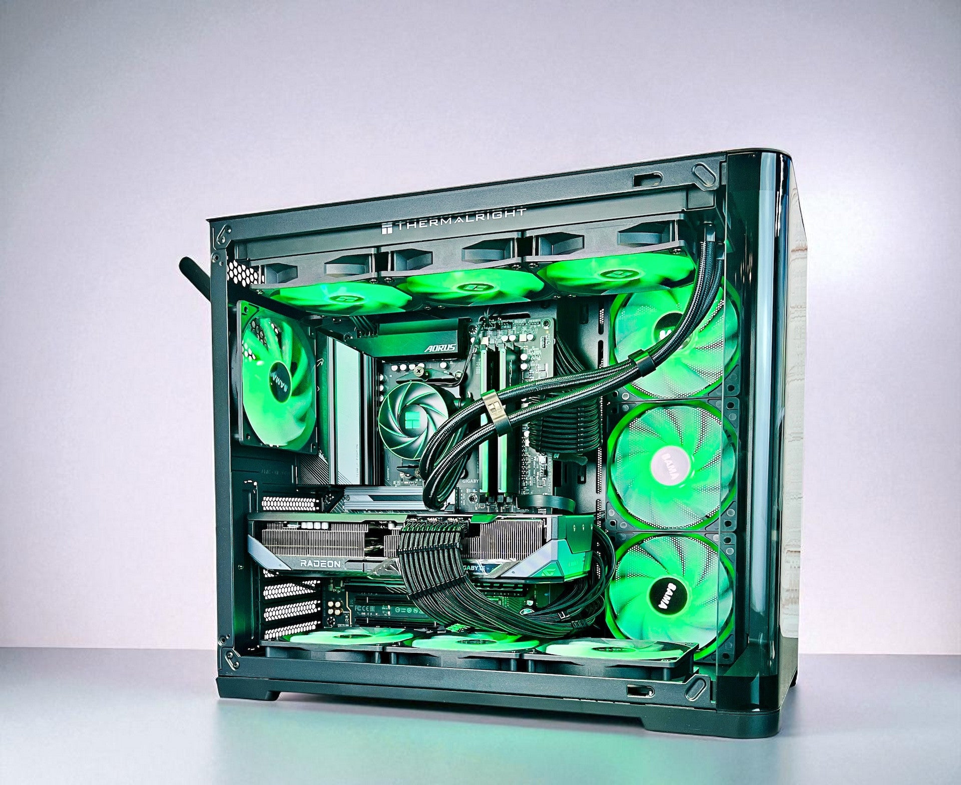 RX 9070 XT Ryzen 7700X 32GB DDR5 2TB M.2 Win 11 Pro Gaming PC Black