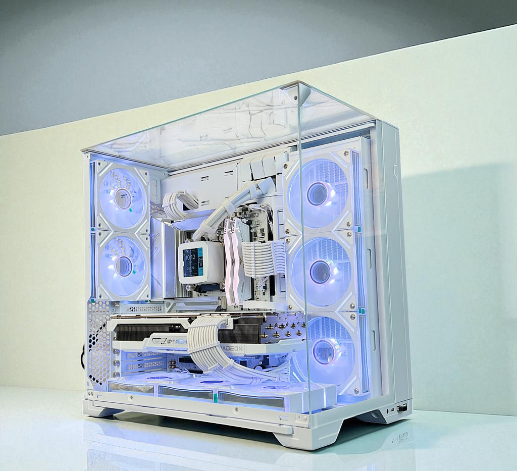✨The Vision✨ Ryzen 7 9800X3D ✨ RX 7900 XTX 24GB ✨ 32GB DDR5 ✨ 2TB M.2 ✨ WIN 11 PRO
