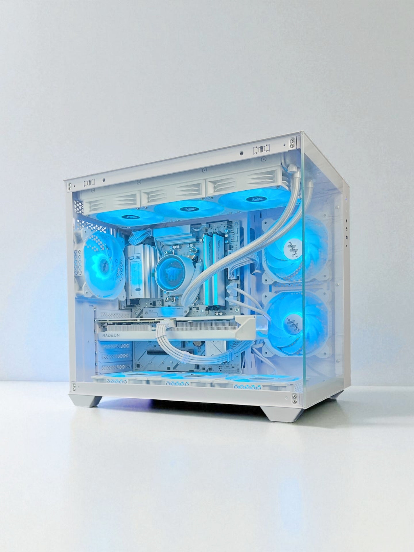 Liquid Cooled AMD RX 9060 XT 16GB Ryzen 5 8400F 16GB DDR5 1 TB M.2 Gaming PC)