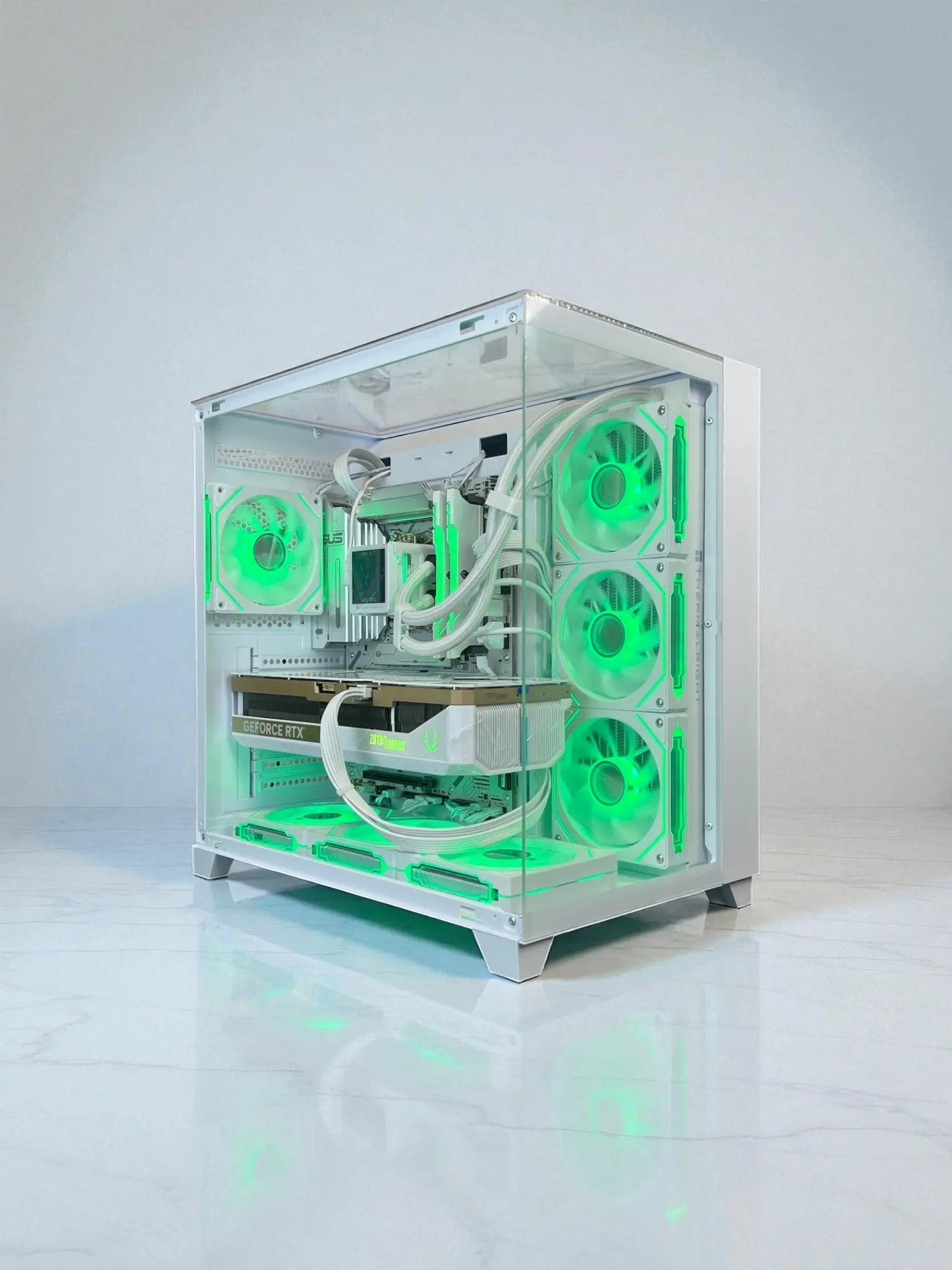 Nvidia RTX 5080 Ryzen 7 9800X3D 32GB DDR5 2TB M.2 WIFI 7 Win 11 Pro ASUS