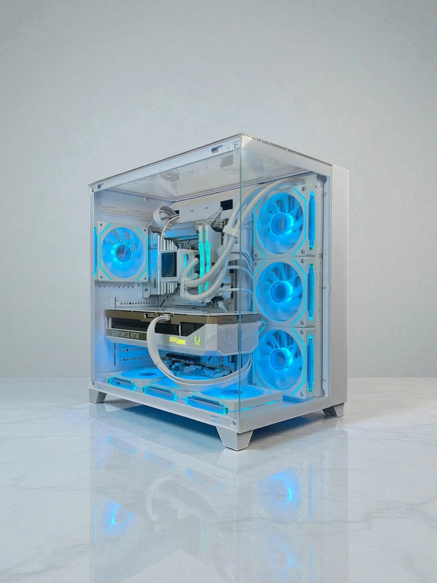 Nvidia RTX 5080 Ryzen 7 9800X3D 32GB DDR5 2TB M.2 WIFI 7 Win 11 Pro ASUS